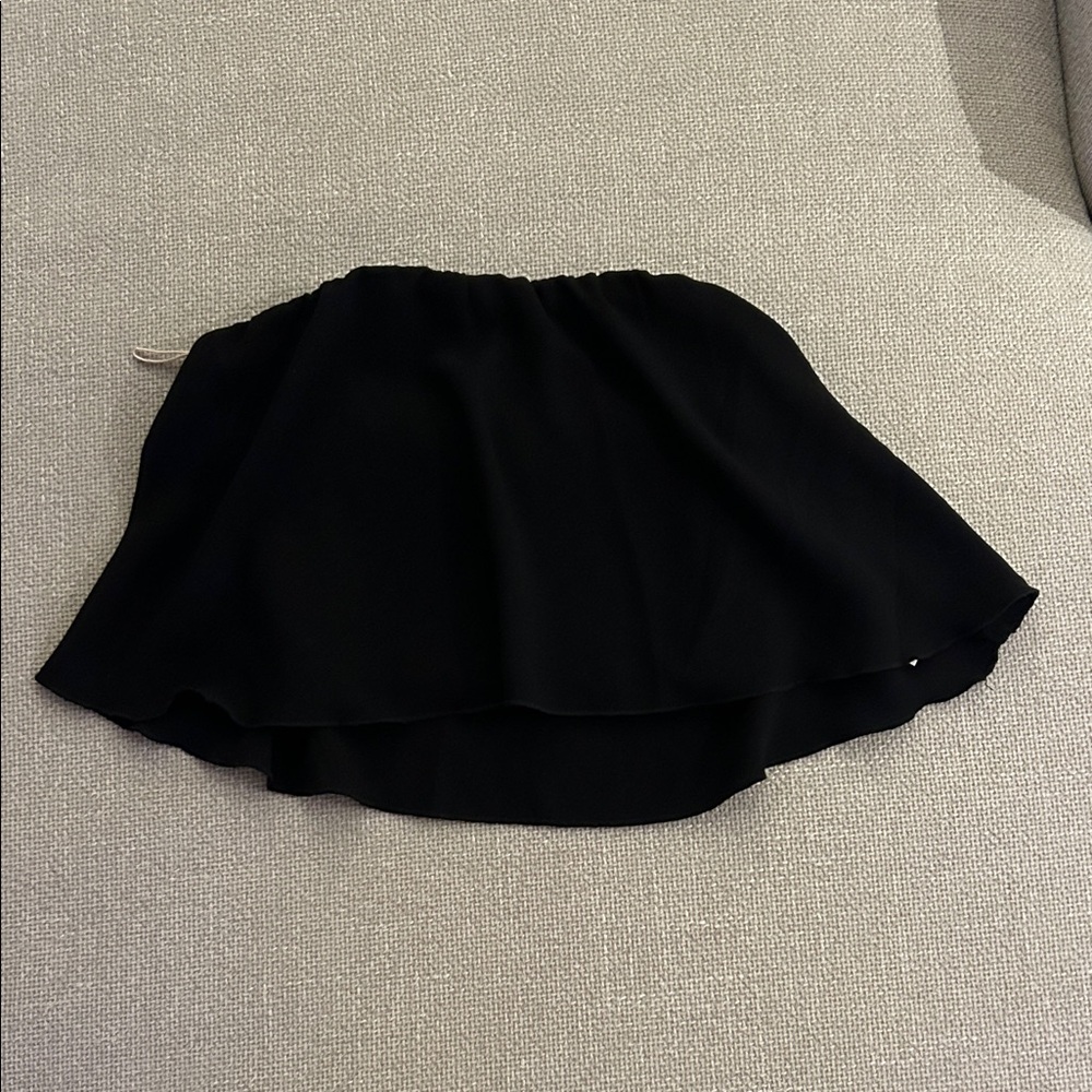 Aritzia Cropped Flowy Strapless Top